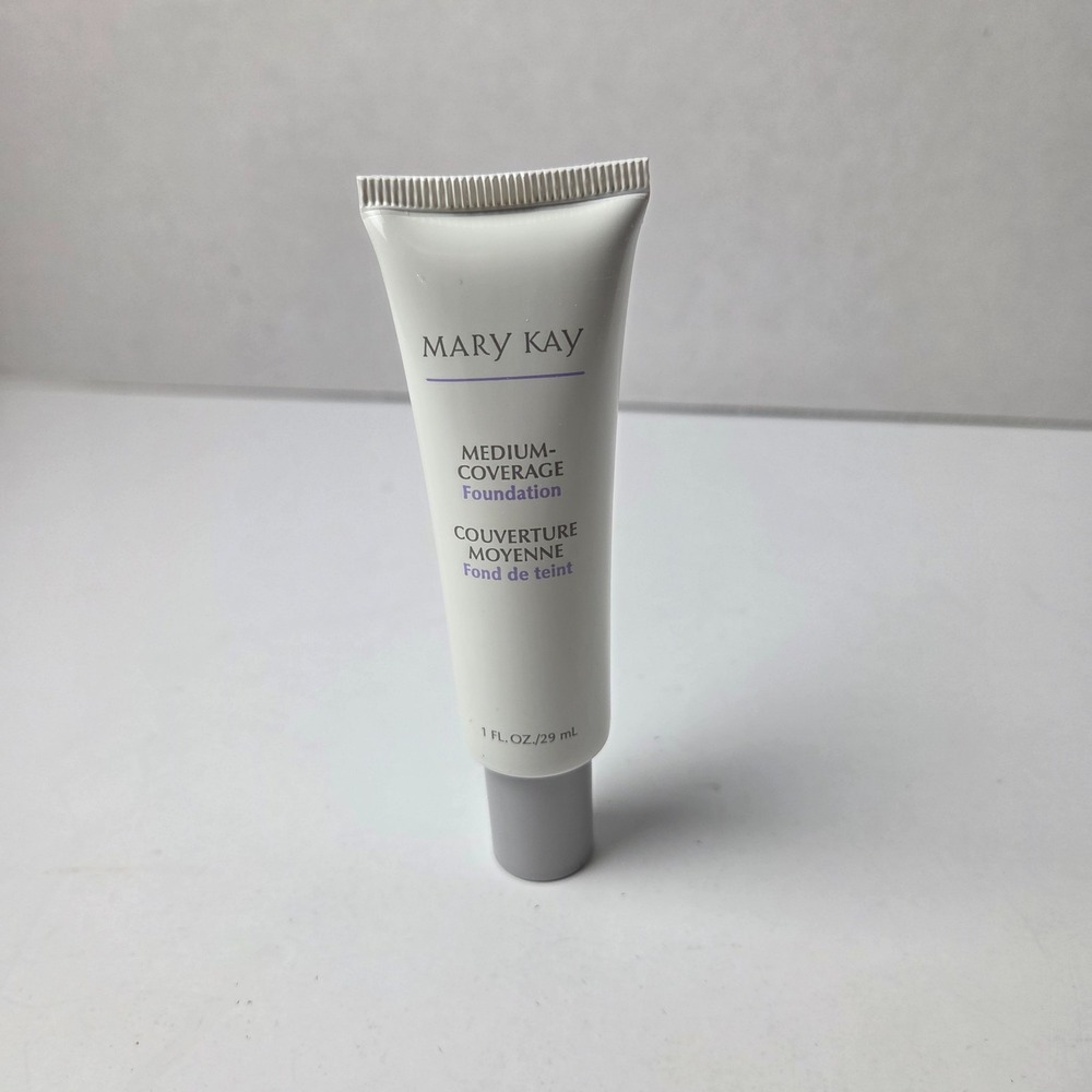 Mary Kay Medium Coverage Foundation 1 fl. oz. Beige 304 Gray Cap 355700 - NOS